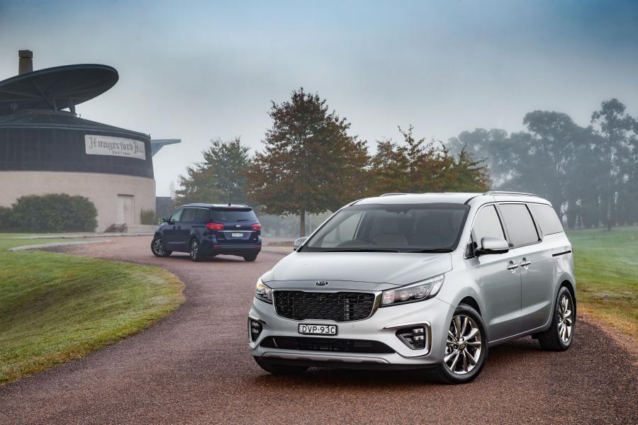  Kia Carnival Platinum (YP) 2018 года  (AU) (фото 5 из 12)
